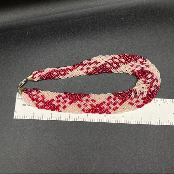 Rare Vintage Wide Collar Beaded Necklace with Red and Pink Seed Beads - Picture 10 of 12